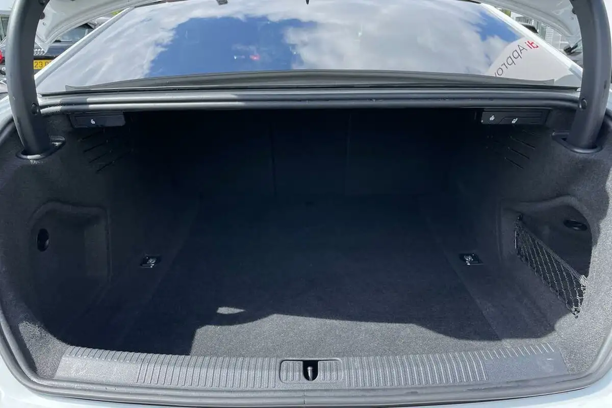 2021-audi-a5-20-35-tdi-s-line-coupe-2d-big-17