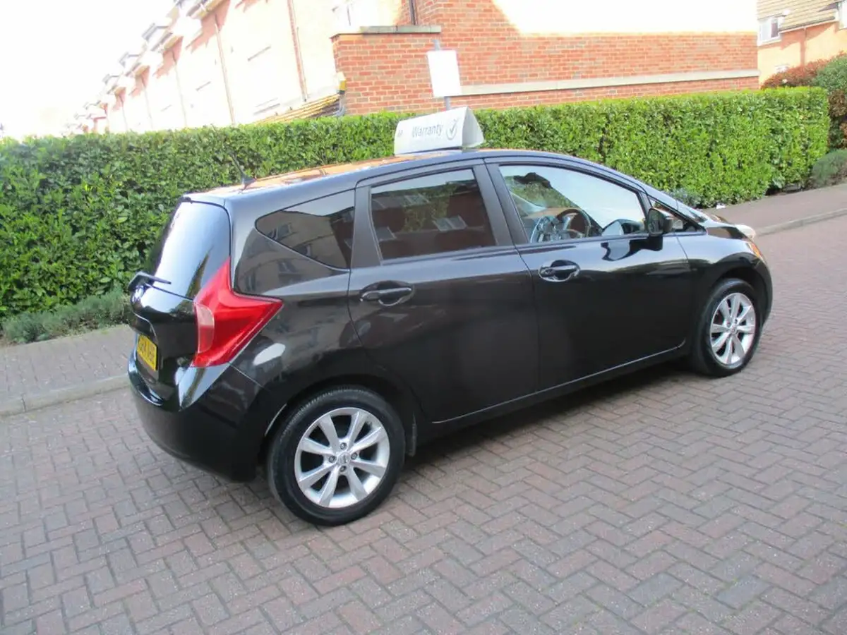 2015-nissan-note-12-acenta-premium-dig-s-98ps-style-pack-big-9