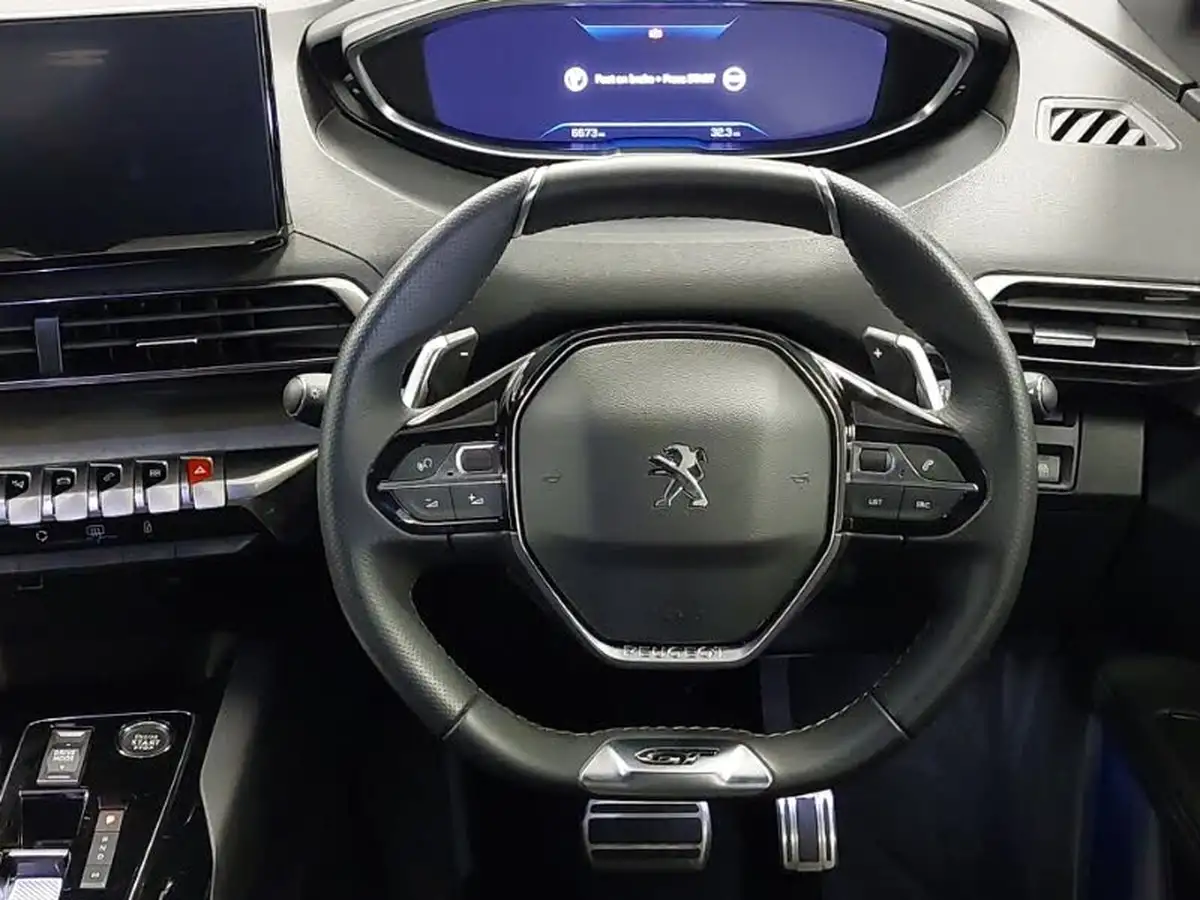 2023-peugeot-3008-suv-12-puretech-gt-136ps-hybrid-e-dsc6-big-6