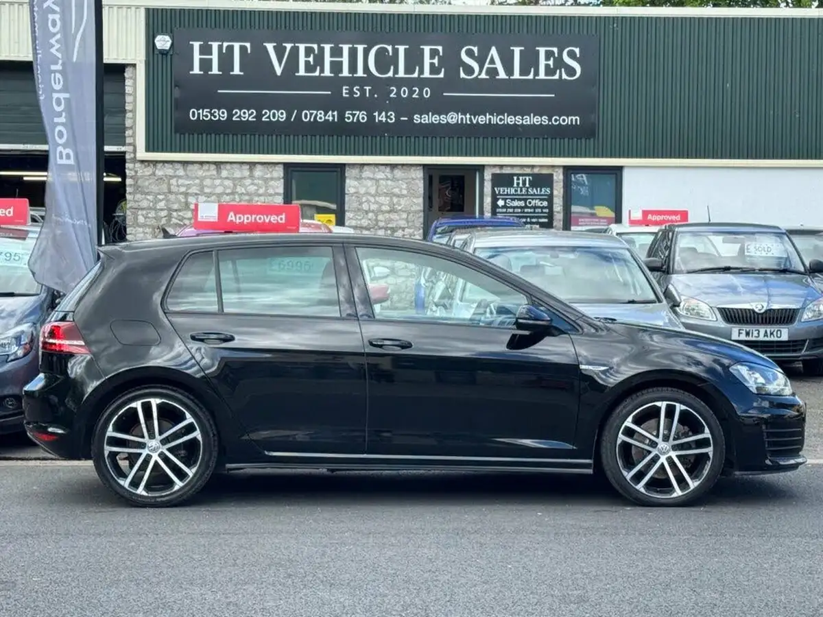 2016-volkswagen-golf-20tdi-gtd-bmt-hatchback-5d-big-1