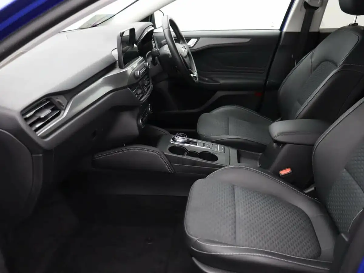 2020-ford-focus-10t-titanium-x-hatchback-auto-big-12