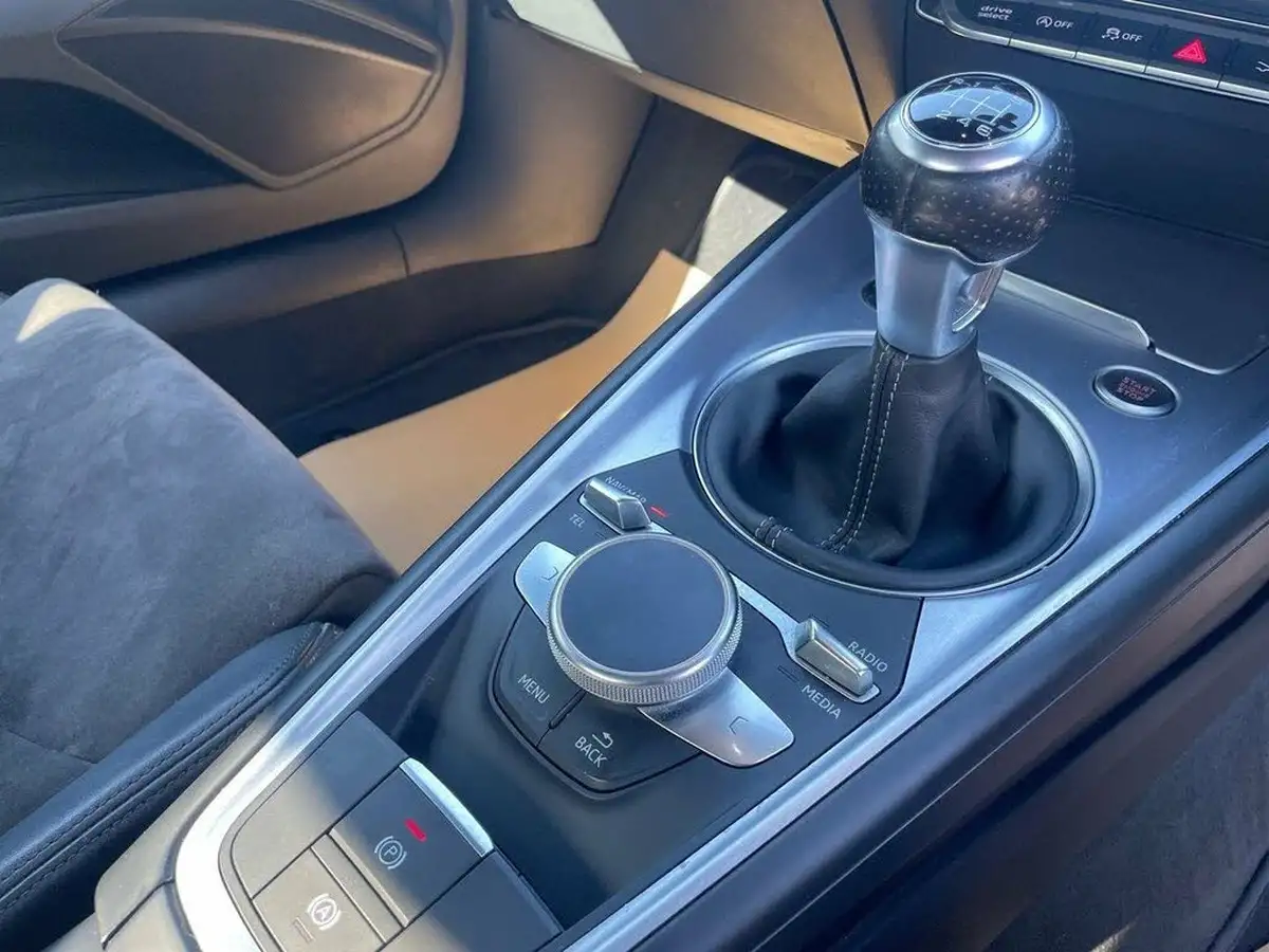 2017-audi-tt-coupe-20tdi-ultra-s-line-big-10