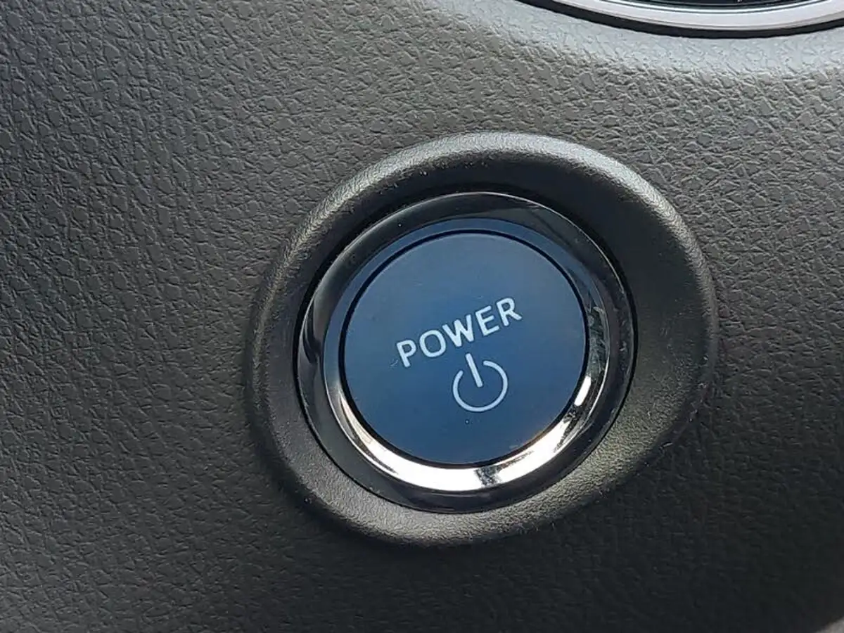 2021-toyota-c-hr-20-vvt-i-design-big-16