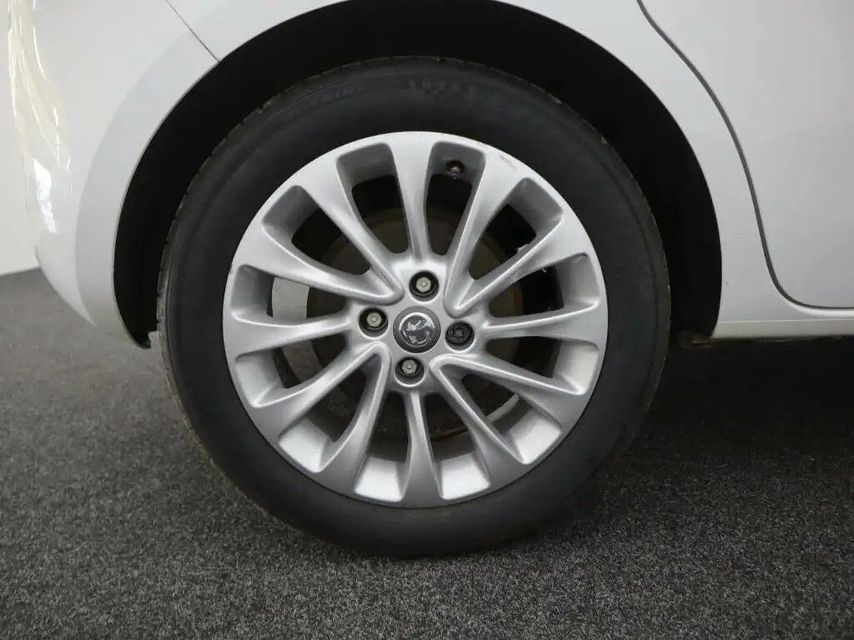 2019-vauxhall-corsa-14i-se-nav-90ps-ecotec-5d-big-6