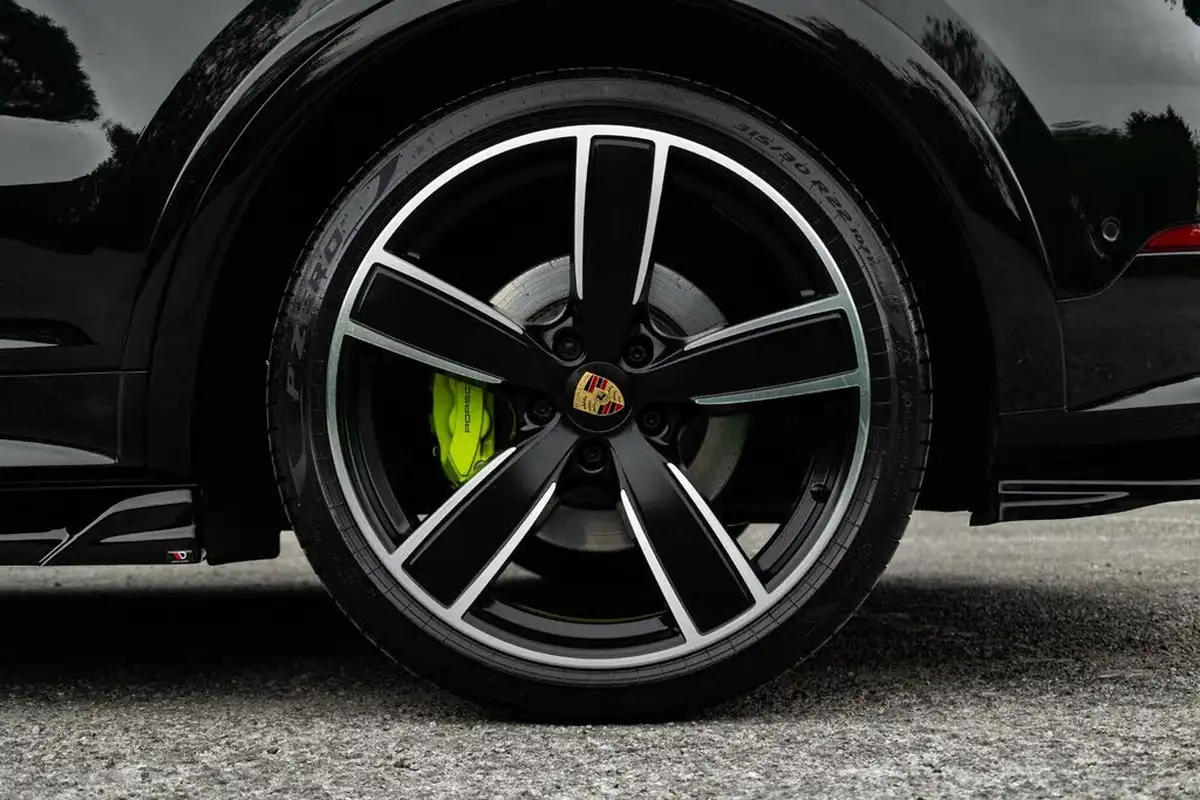 2022-porsche-cayenne-30-v6-e-hybrid-platinum-edition-462ps-station-wagon-big-29