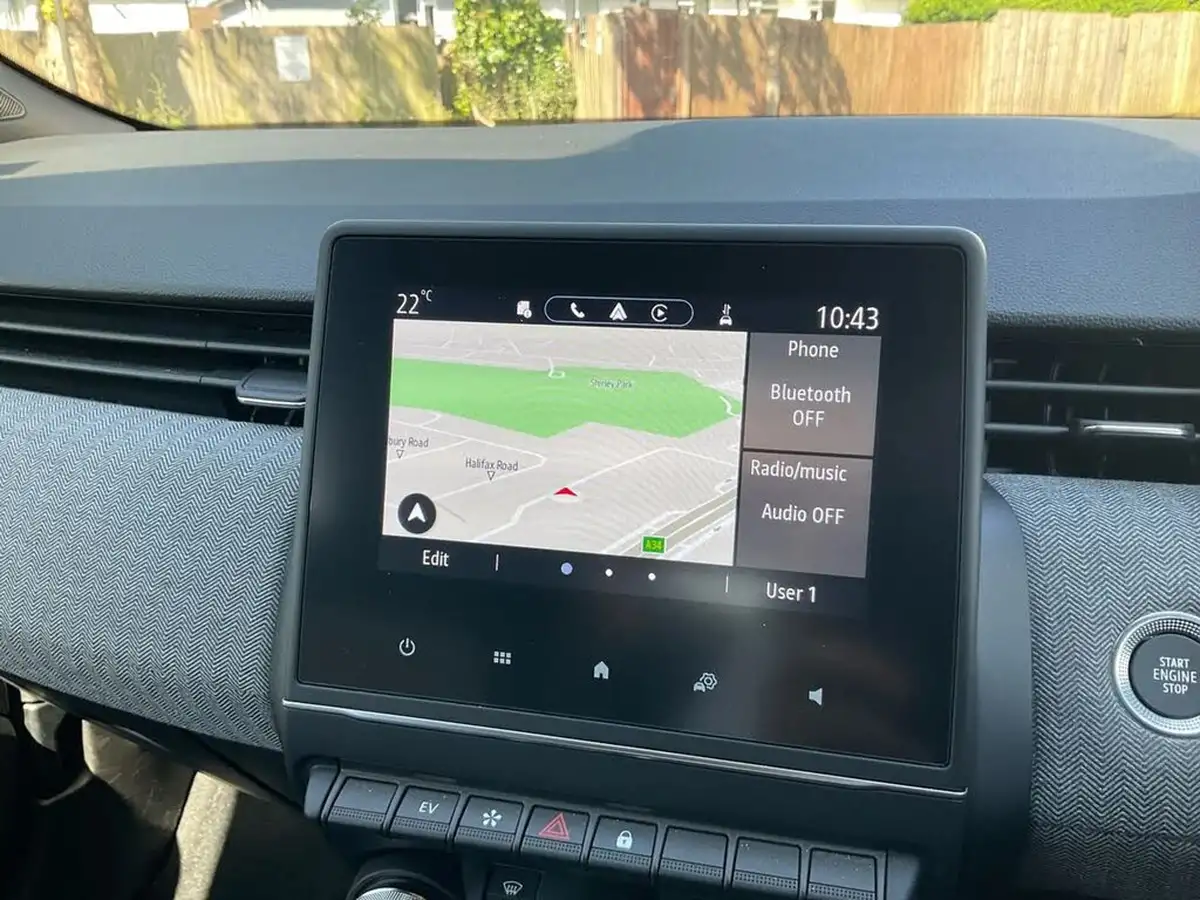 2023-renault-clio-16-techno-big-27