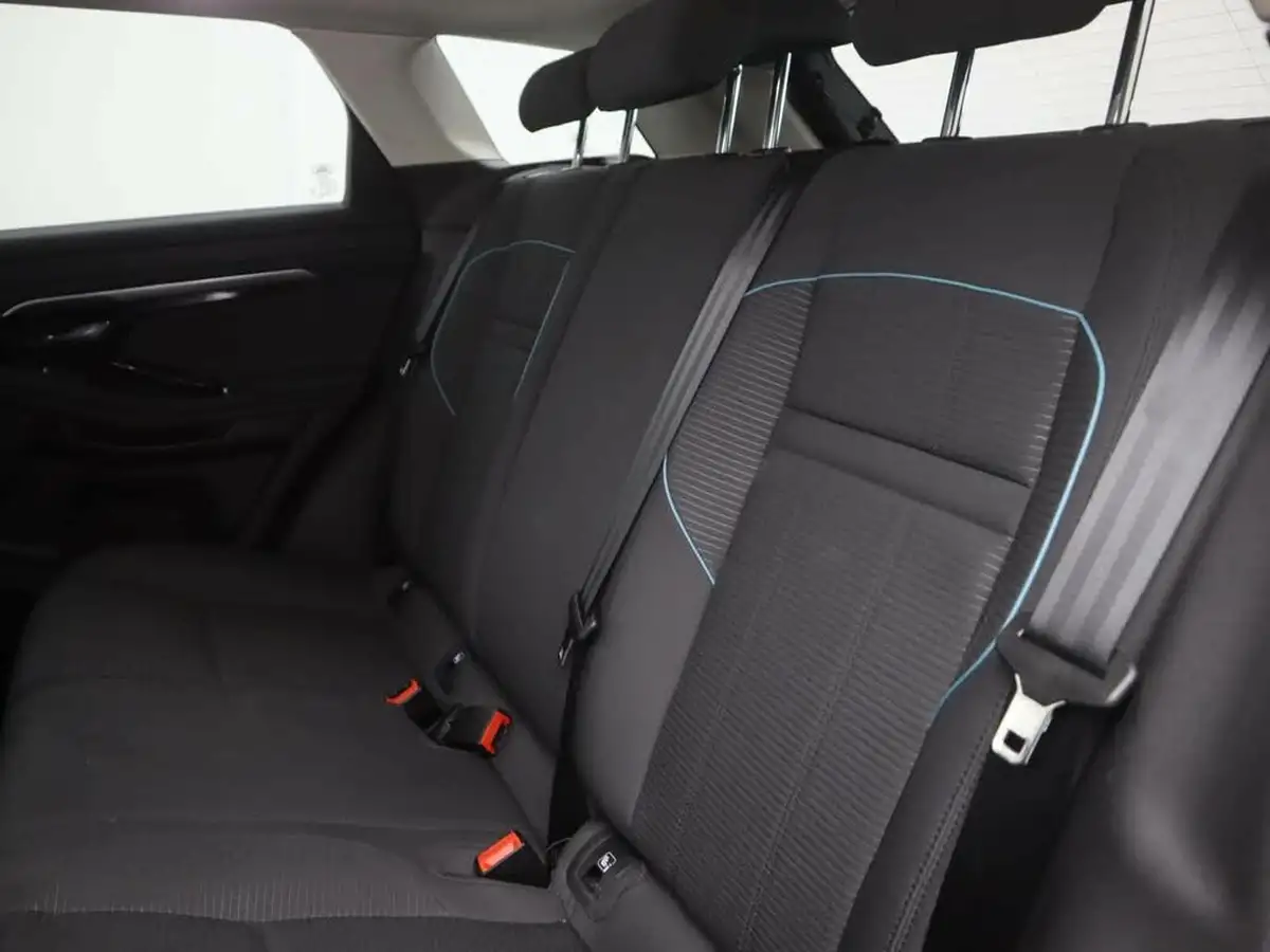 2021-land-rover-range-rover-evoque-20-d165-big-14