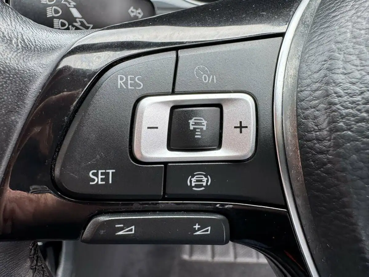 2020-volkswagen-golf-15-tsi-match-edition-150ps-hatchback-big-51
