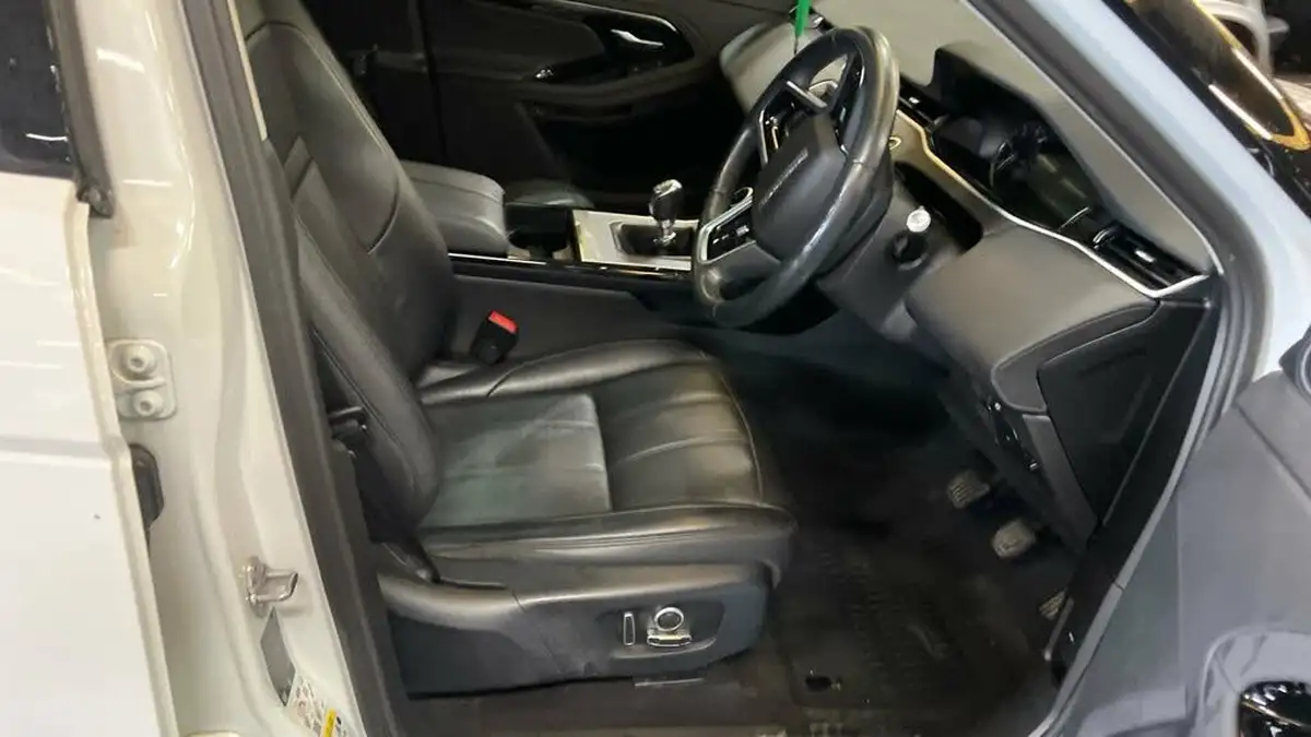 2021-land-rover-range-rover-evoque-20-d165-s-big-5