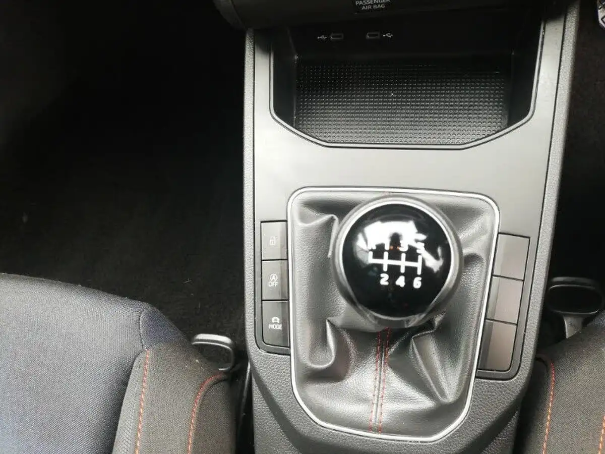 2024-seat-ibiza-10-tsi-fr-110ps-big-14