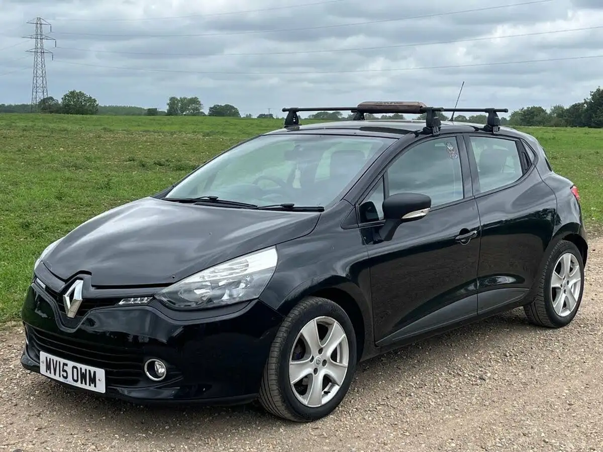 2015-renault-clio-15td-expression-energy-ss-big-1