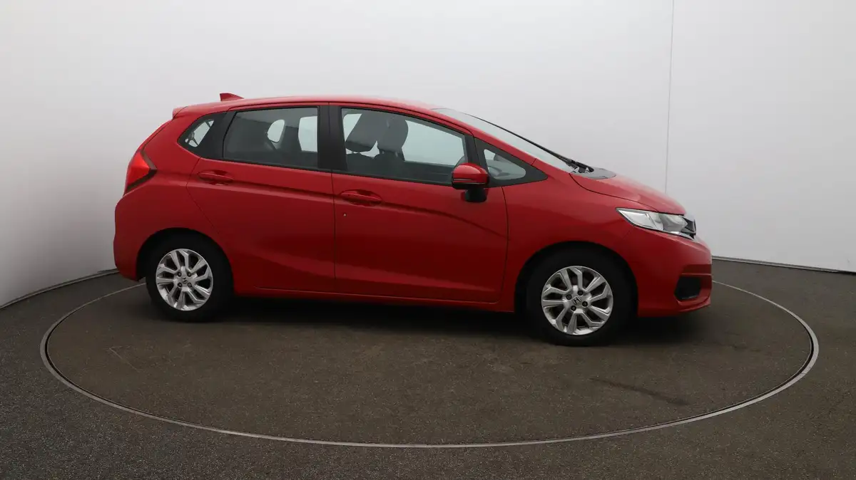 2019-honda-jazz-13-i-vtec-se-cvt-big-45
