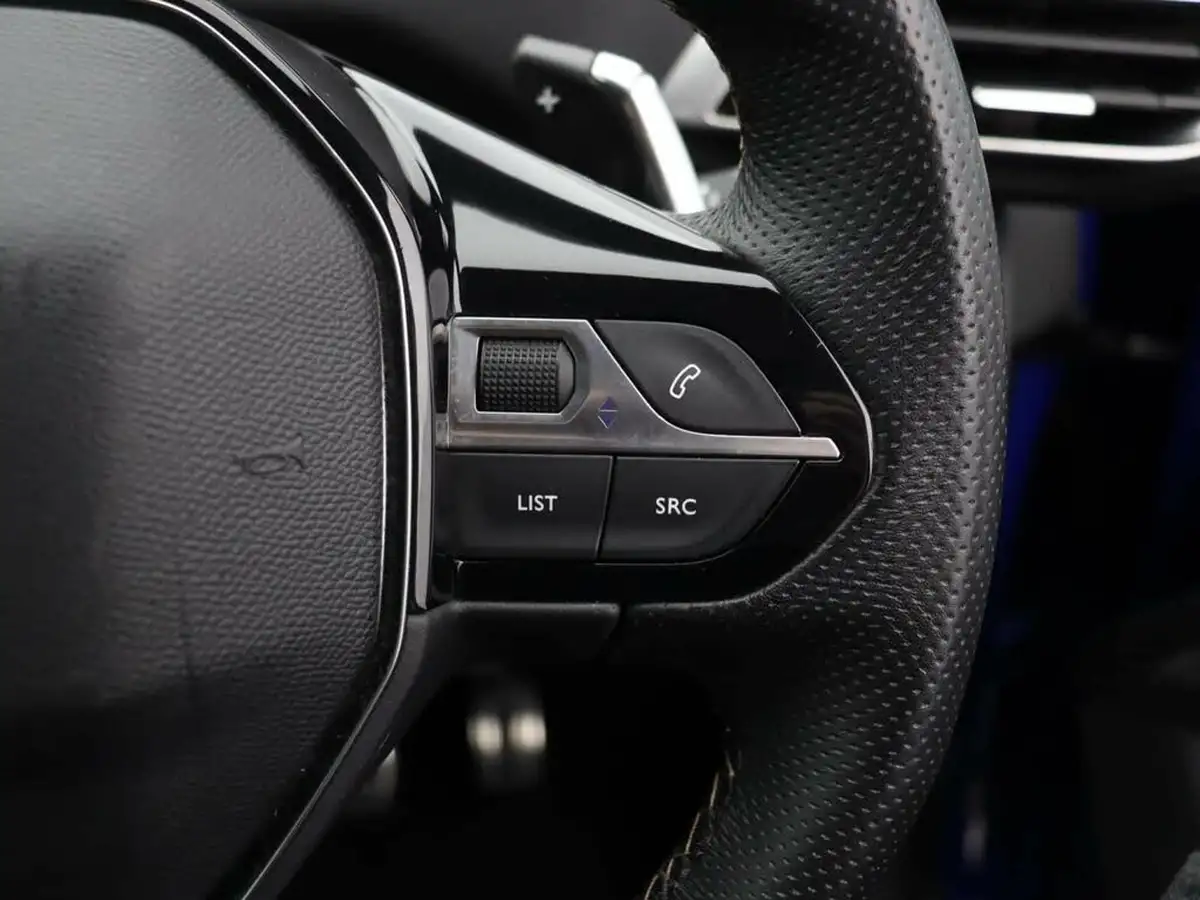2022-peugeot-3008-suv-12-puretech-gt-eat8-big-24