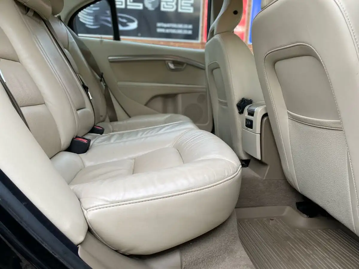 2013-volvo-s80-16td-d2-se-lux-big-40