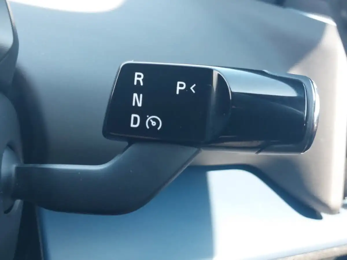 2024-volvo-ex30-e-twin-plus-big-13