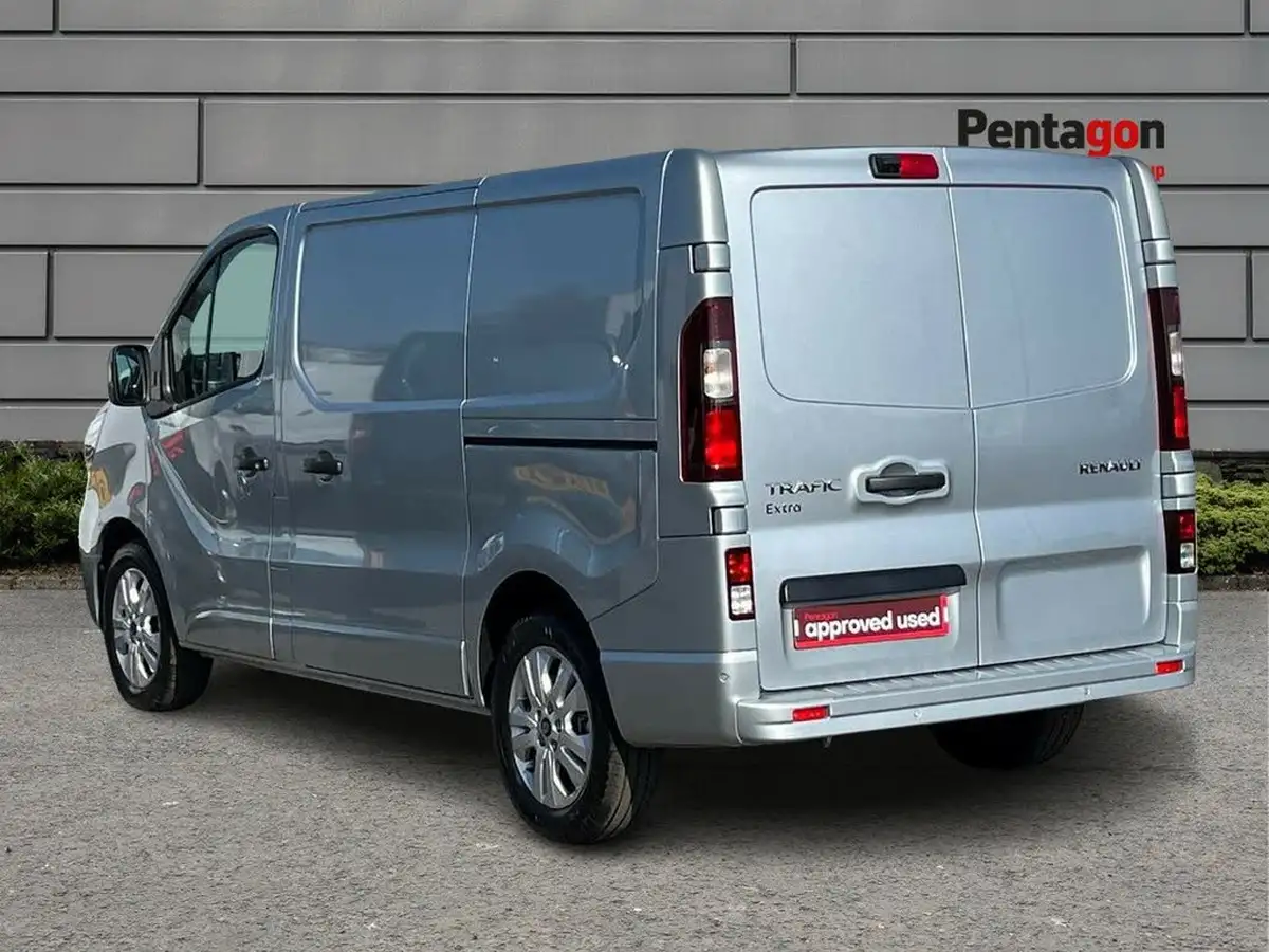 2025-renault-trafic-20dci-sl30-150-extra-big-1