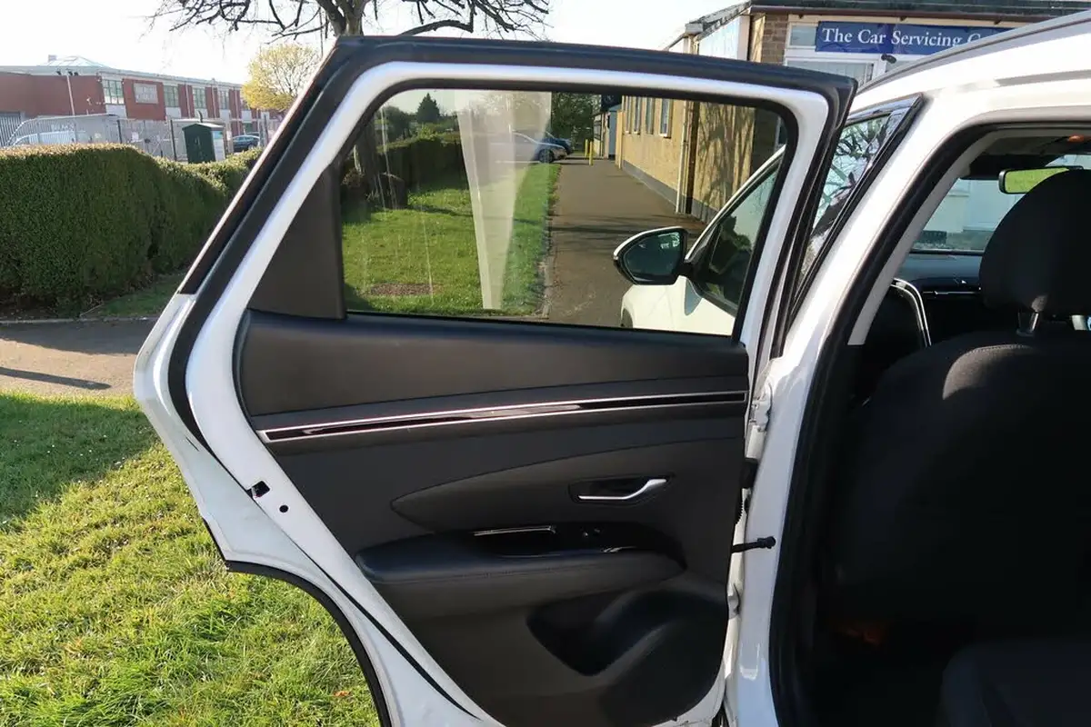 2021-hyundai-tucson-16-t-gdi-se-connect-150ps-big-26