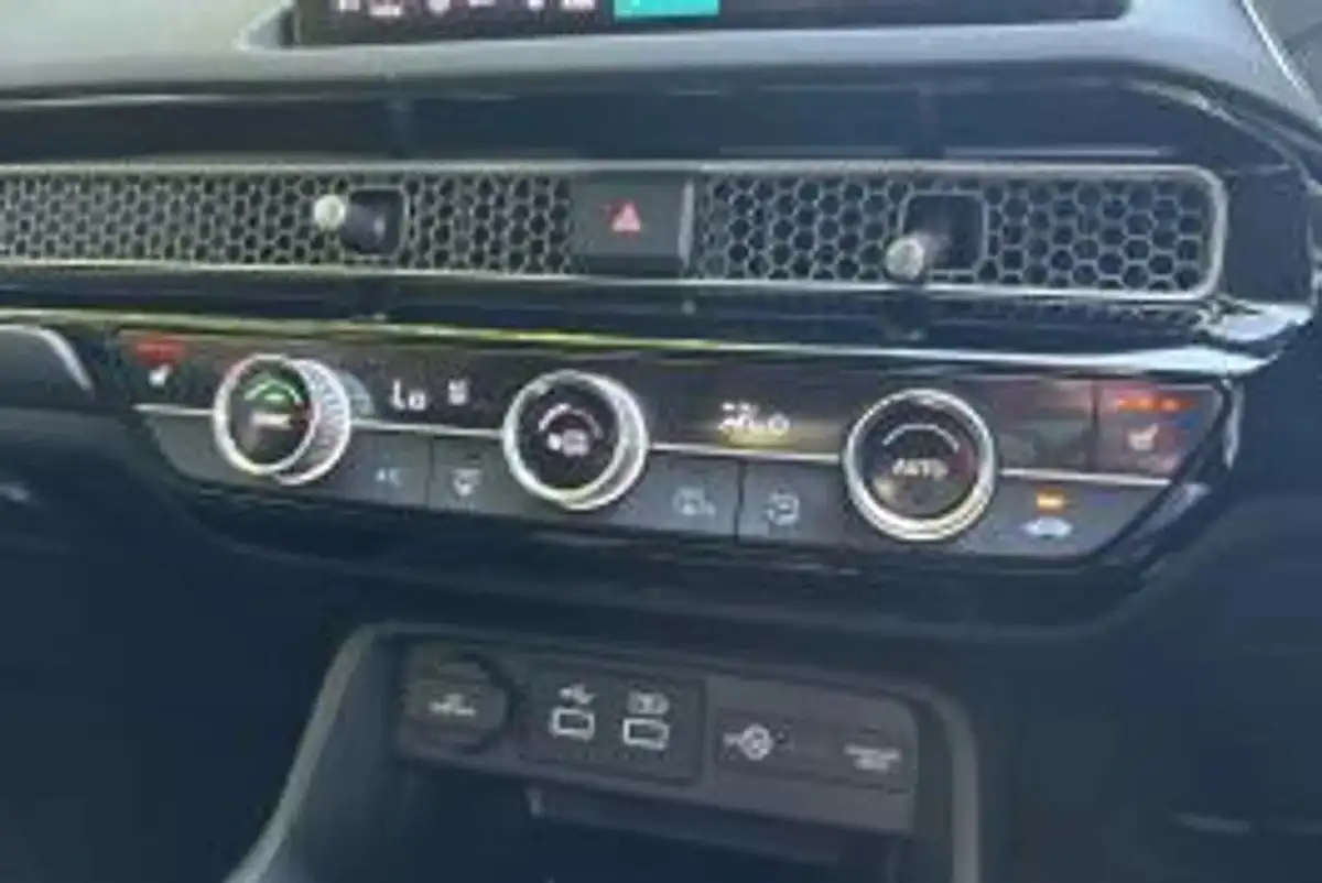 2024-honda-civic-20-i-mmd-advance-big-18