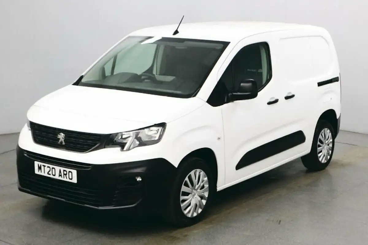 2020-peugeot-partner-15-bluehdi-1000-professional-100ps-eu6dt-panel-big-0