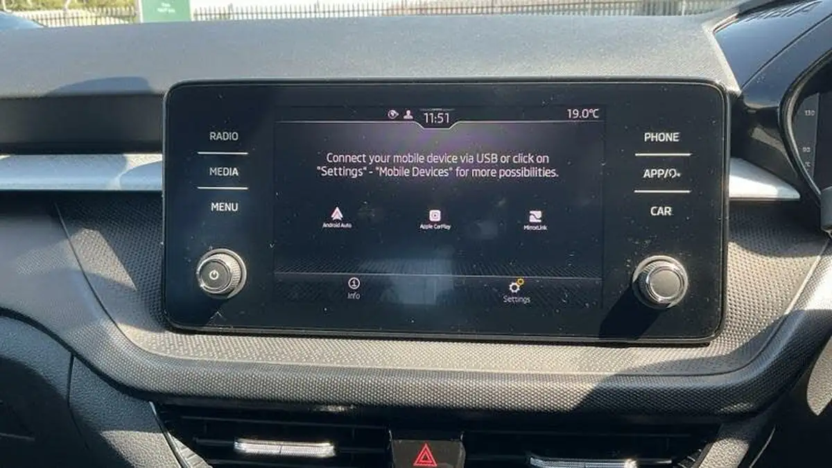 2023-skoda-fabia-10-tsi-colour-edition-110ps-big-11