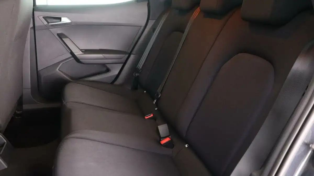 2022-seat-arona-10-tsi-fr-dsg-big-15