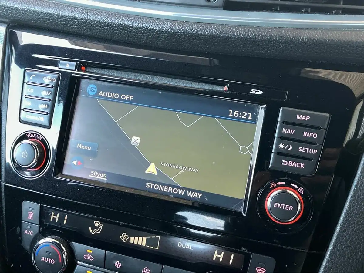 2018-nissan-qashqai-12-dig-t-tekna-big-12