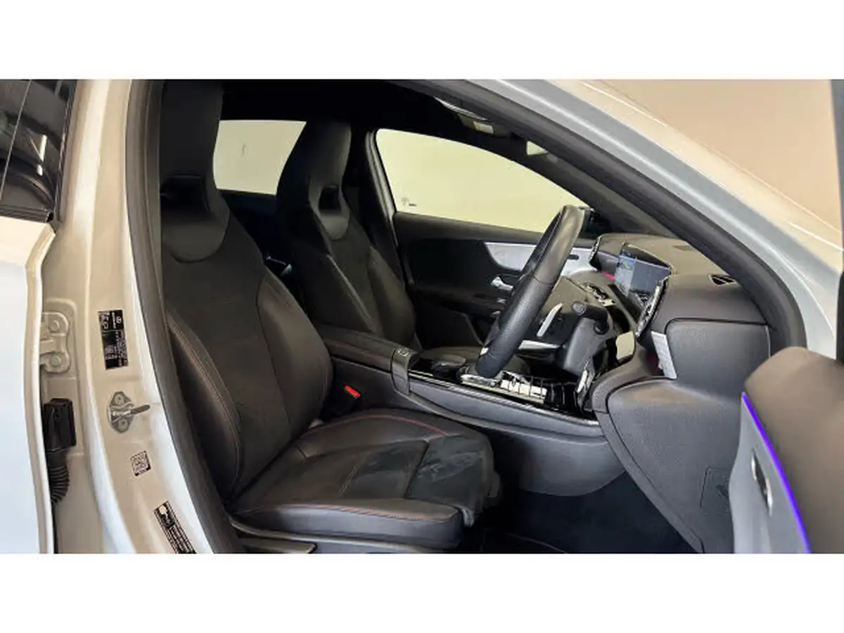2022-mercedes-benz-a-class-13-a180-amg-line-premium-hatchback-5d-7g-dct-big-26