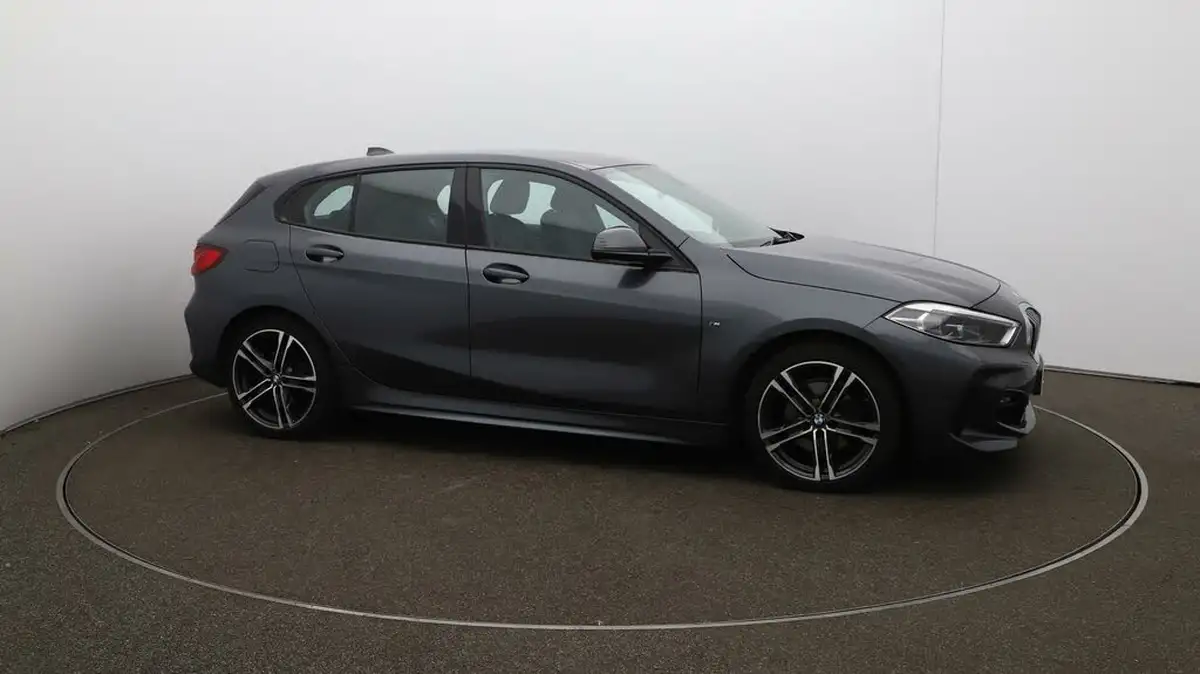 2021-bmw-1-series-15-118i-m-sport-lcp-big-37