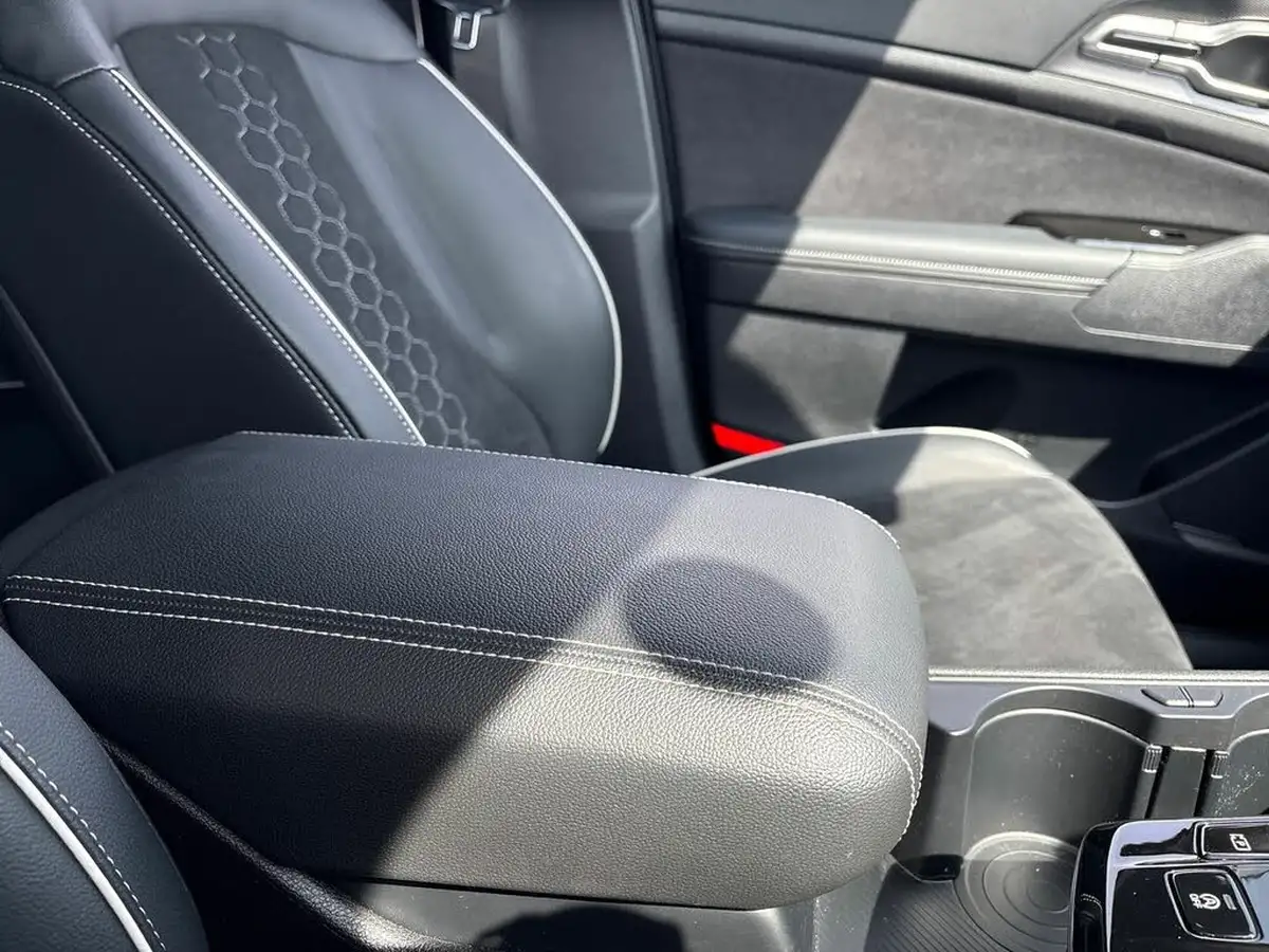 2024-kia-sportage-16-t-gdi-gt-line-157bhp-48v-dct-big-36