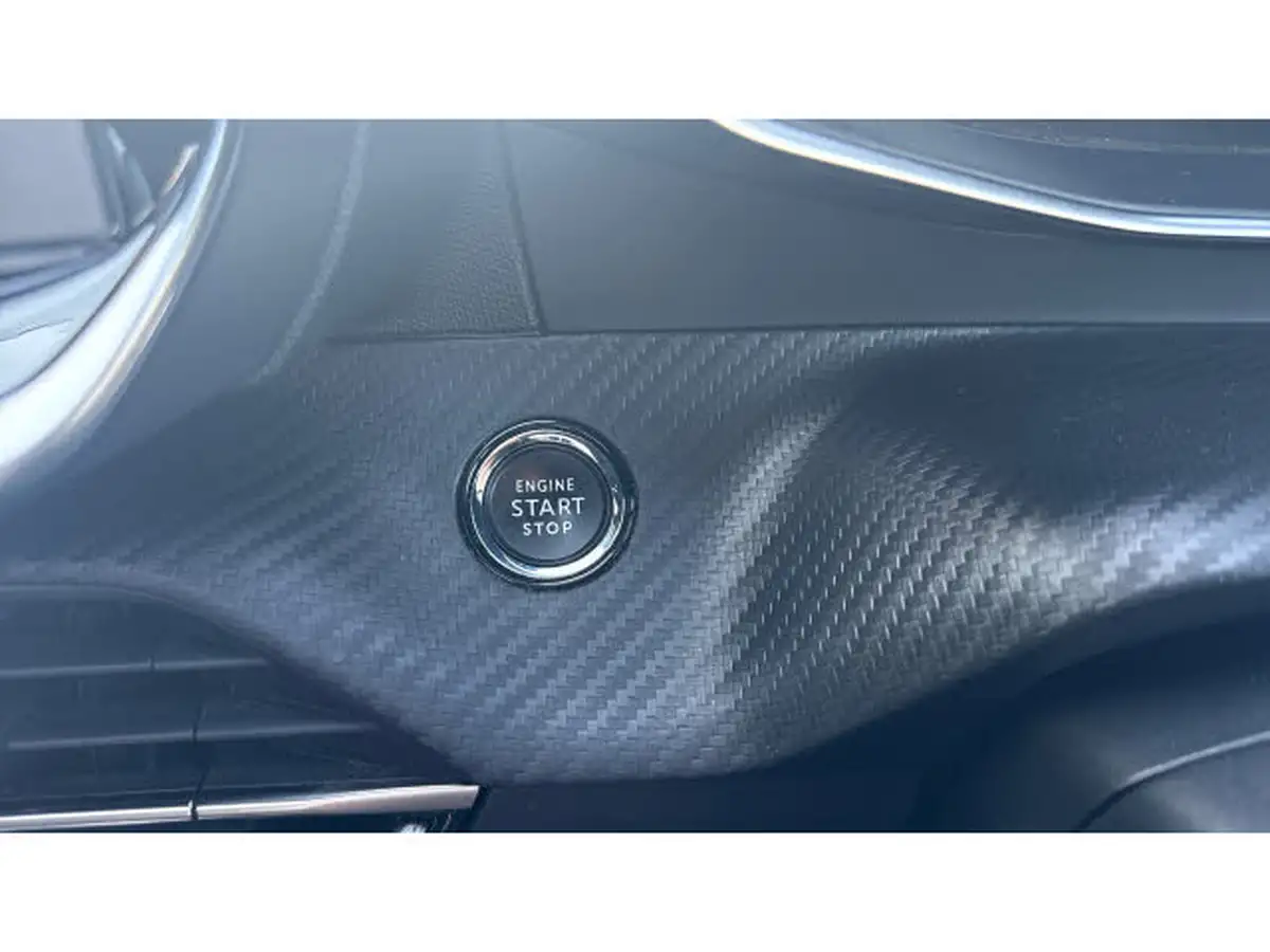 2022-peugeot-2008-suv-12-puretech-gt-big-42