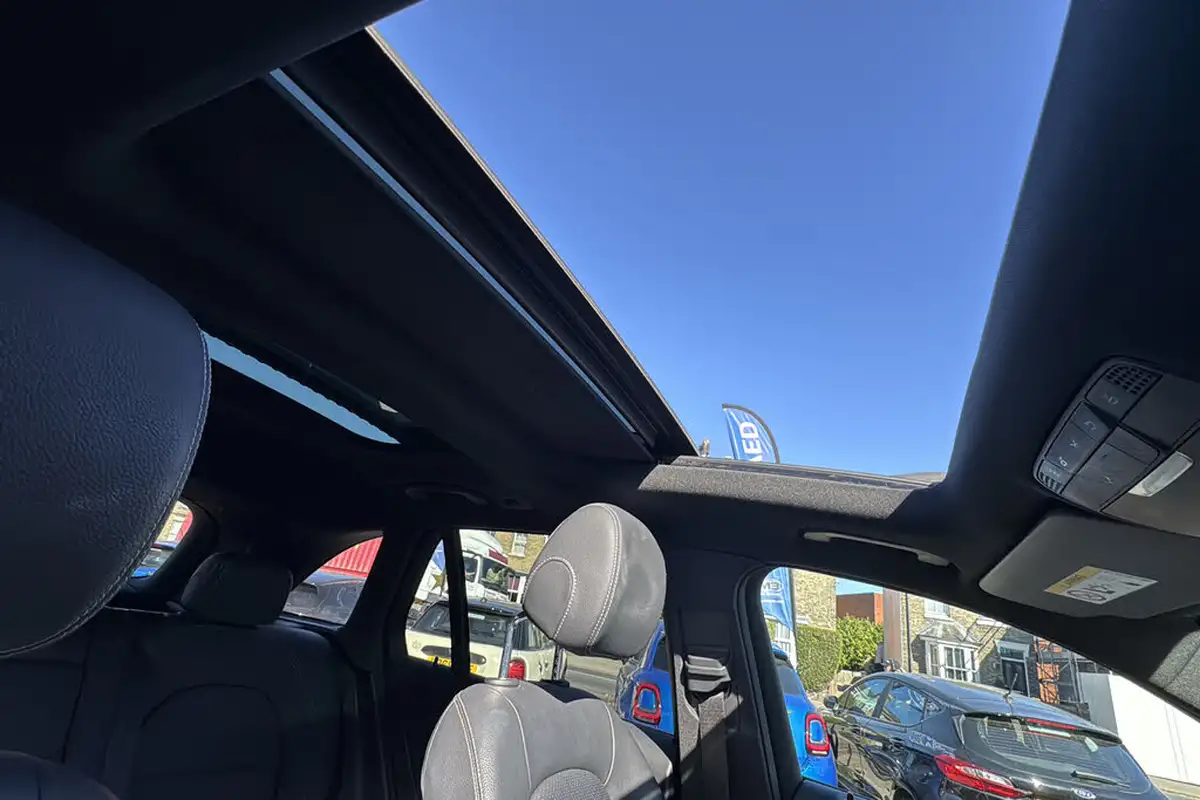 2019-mercedes-benz-glc-class-20-glc250-amg-night-edition-ss-big-44