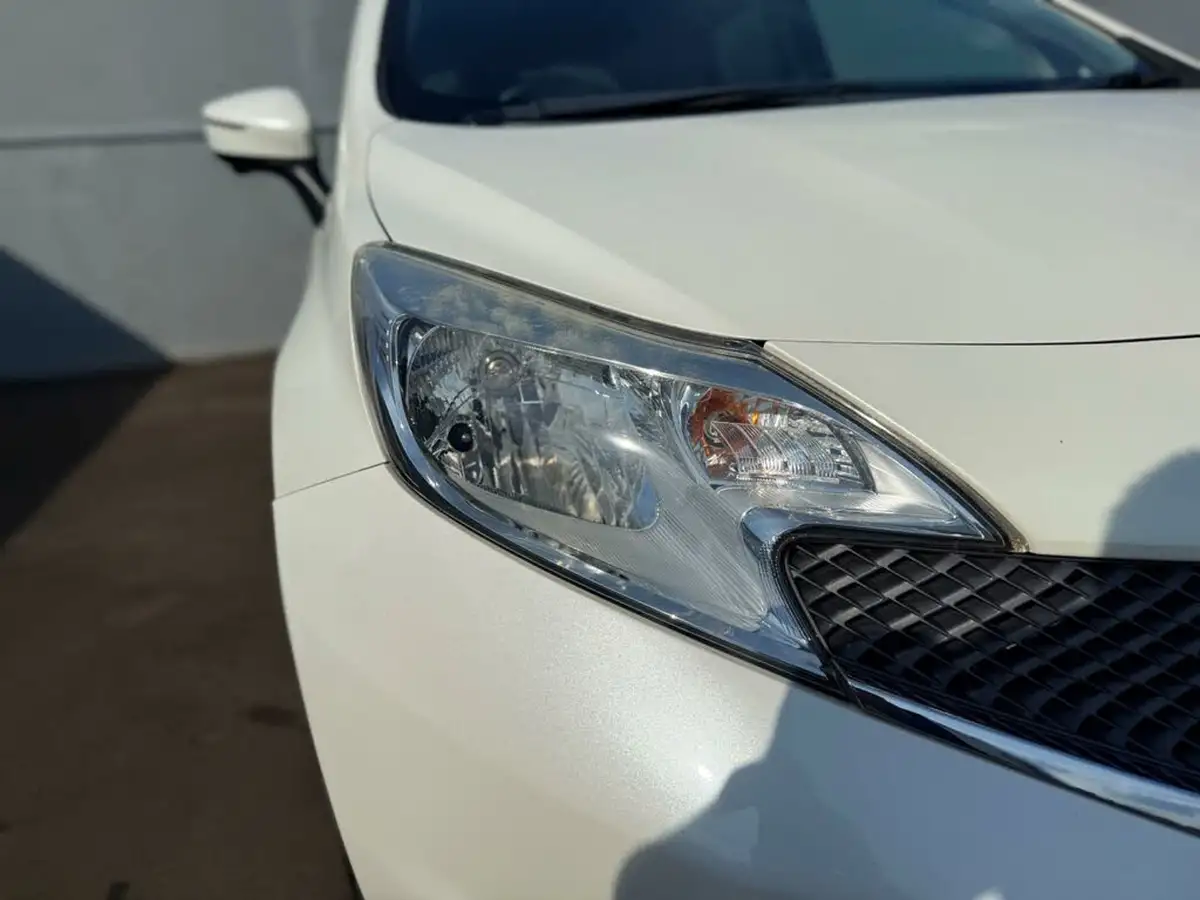 2014-nissan-note-12-tekna-cvt-big-33