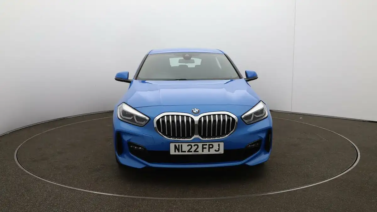 2022-bmw-1-series-15-118i-m-sport-lcp-big-2