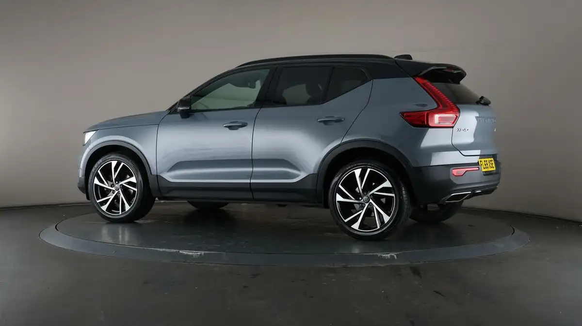 2019-volvo-xc40-20-t5-r-design-big-74