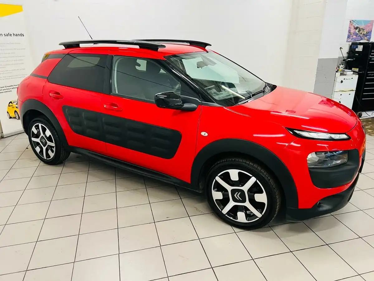 2015-citroen-c4-cactus-12-flair-110ps-ss-big-1