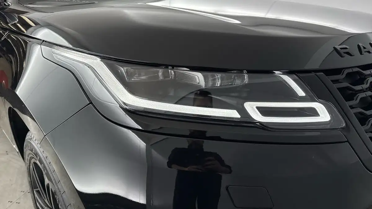 2021-land-rover-range-rover-velar-20-d200-velar-edition-big-22