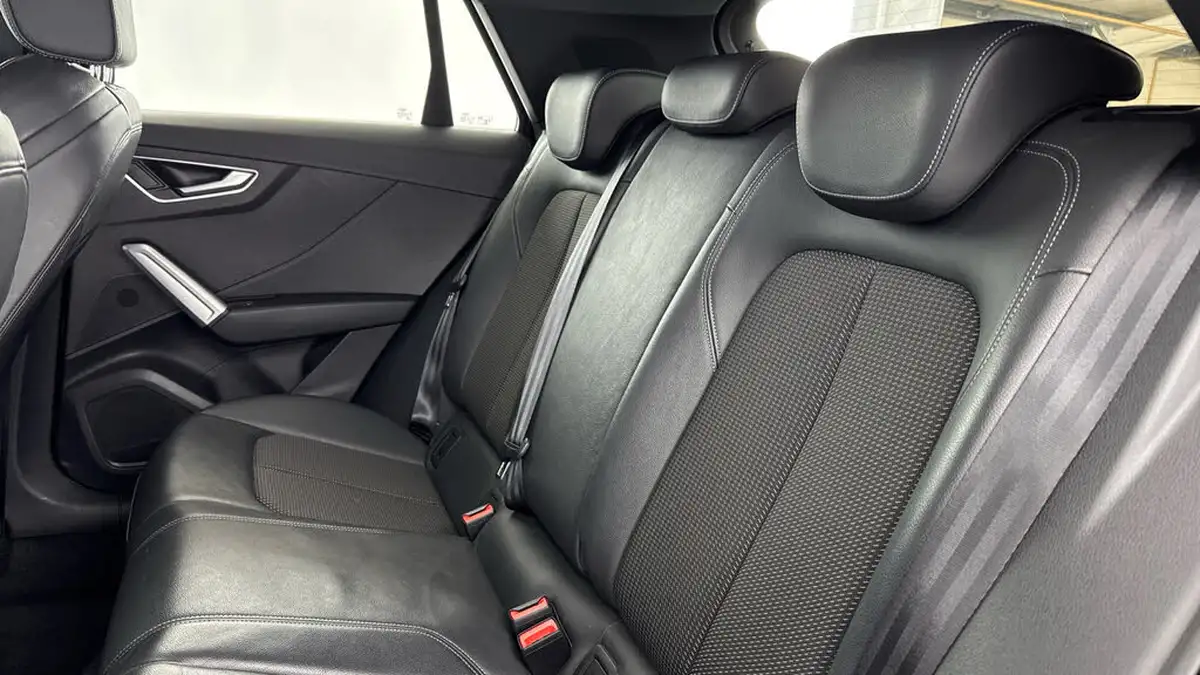 2021-audi-q2-10-30-tfsi-s-line-big-13
