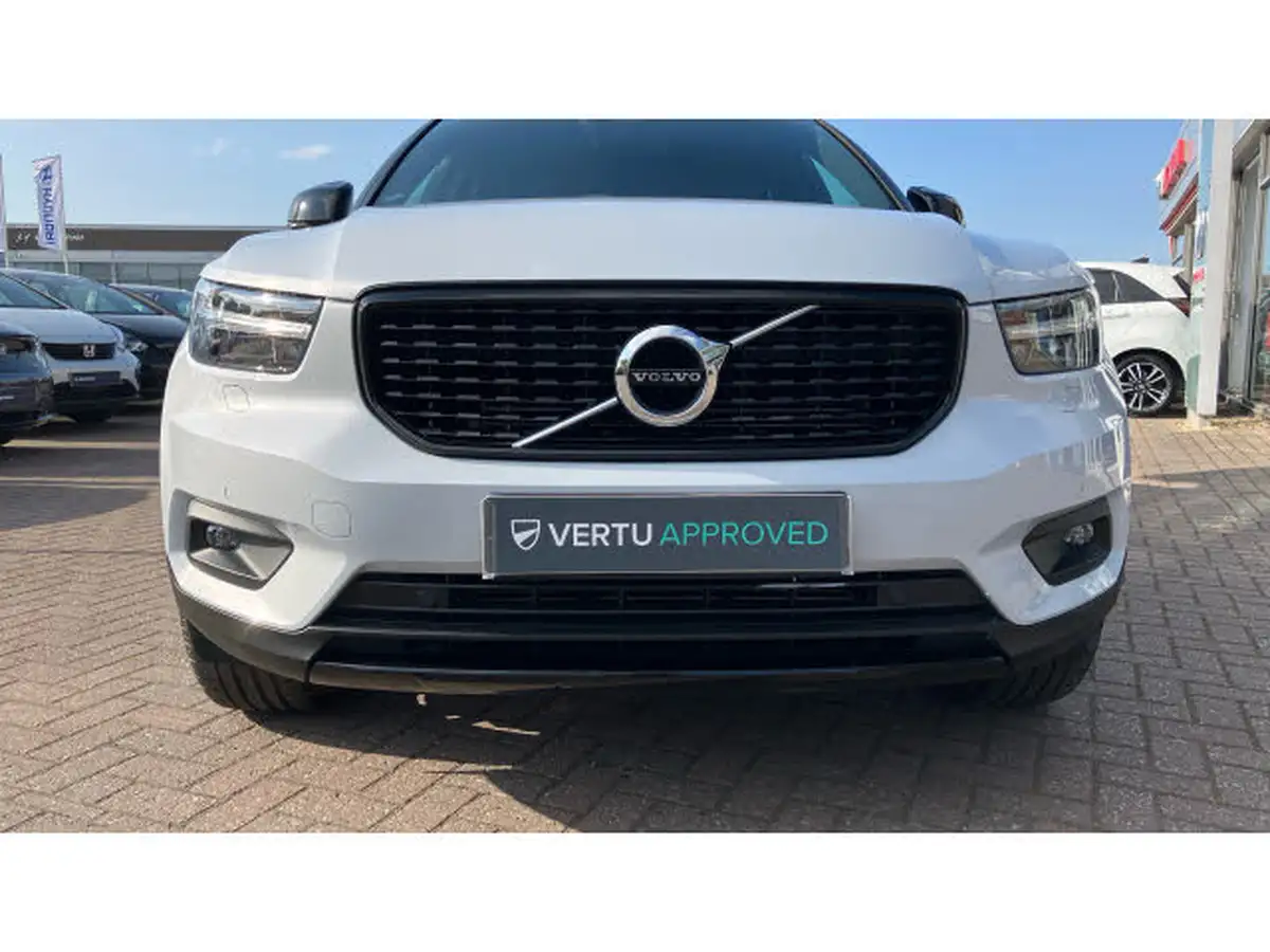 2022-volvo-xc40-15-t5-r-design-pro-big-26