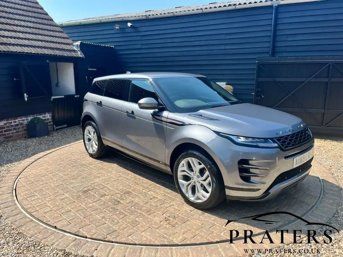 2019-land-rover-range-rover-evoque-20-d150-r-dynamic-s-big-0
