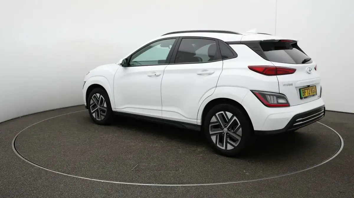 2023-hyundai-kona-e-ultimate-204ps-64kwh-105kw-obc-big-64
