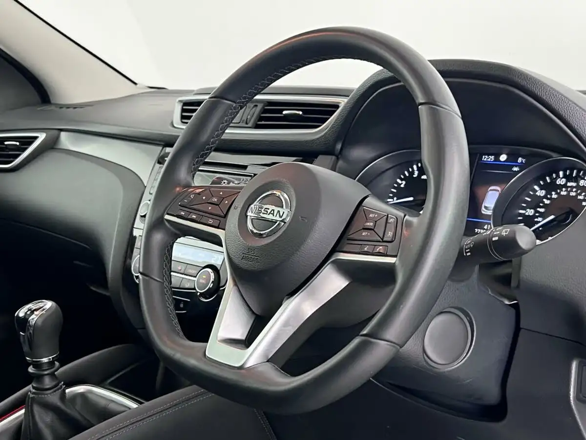 2021-nissan-qashqai-13-dig-t-n-motion-140ps-big-14