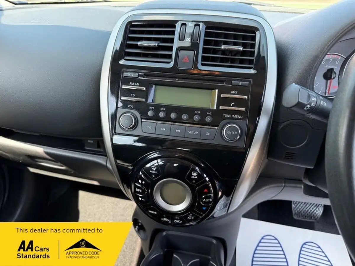 2015-nissan-micra-12-acenta-80ps-cvt-big-9