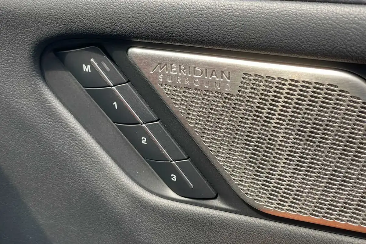 2019-jaguar-i-pace-ev400-hse-big-19