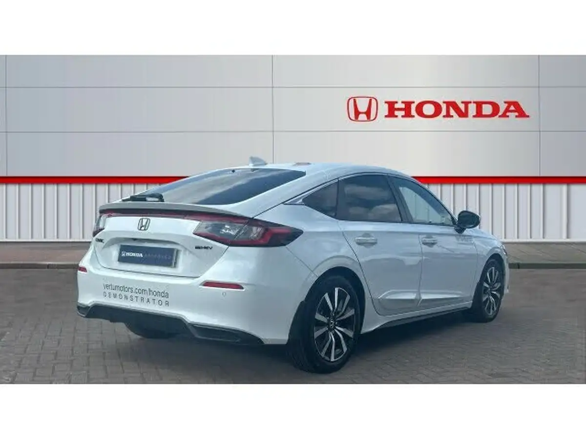 2025-honda-civic-20-i-mmd-elegance-big-11