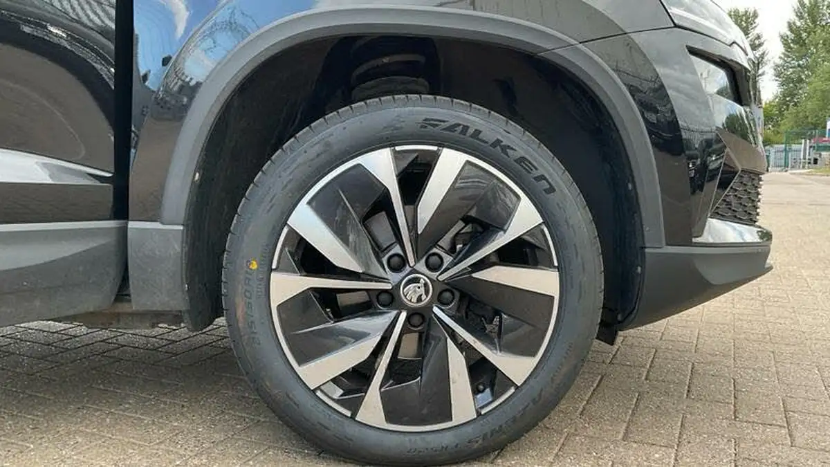 2023-skoda-karoq-10-tsi-se-l-big-4