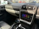 2004-porsche-cayenne-32-small-60