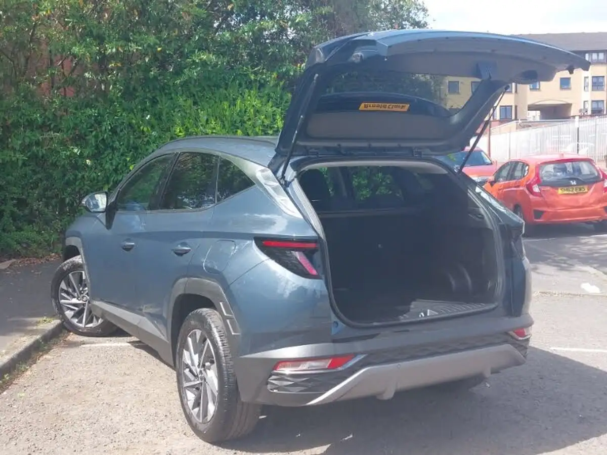 2022-hyundai-tucson-16-t-gdi-premium-150ps-big-17