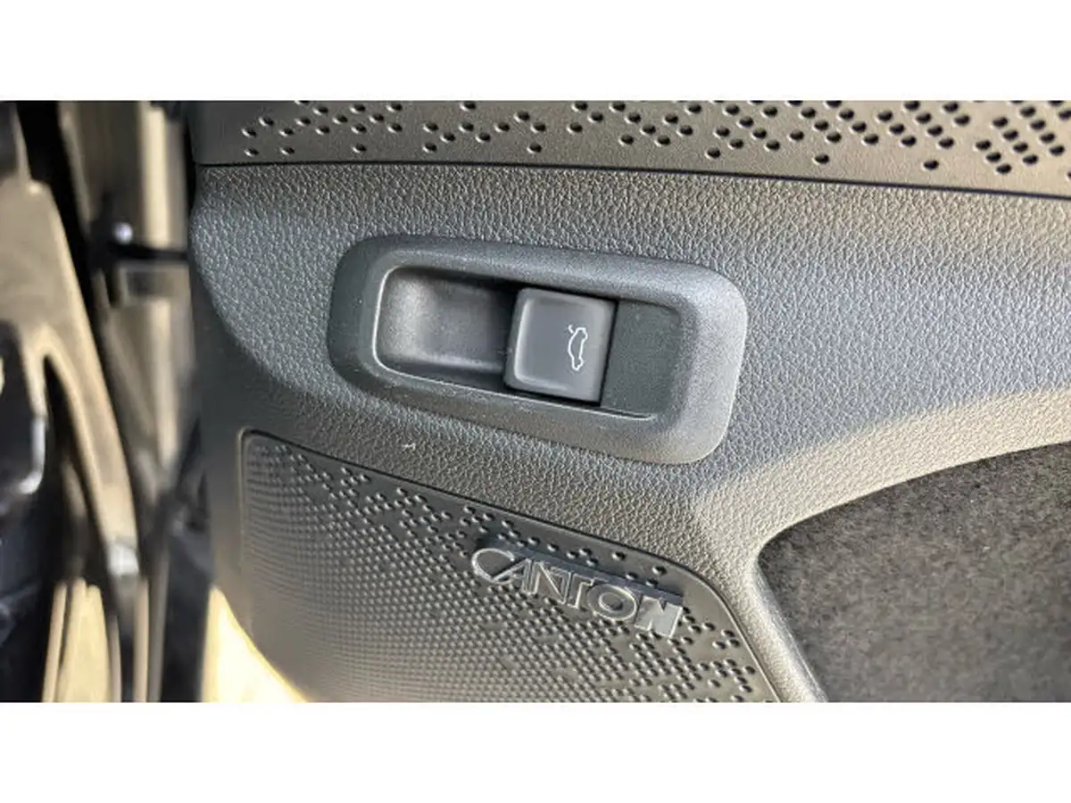 2025-skoda-enyaq-e-85x-sportline-plus-station-wagon-big-25