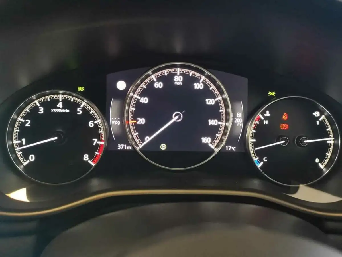 2025-mazda-mazda3-20-e-skyactiv-x-exclusive-line-hatchback-5d-big-9