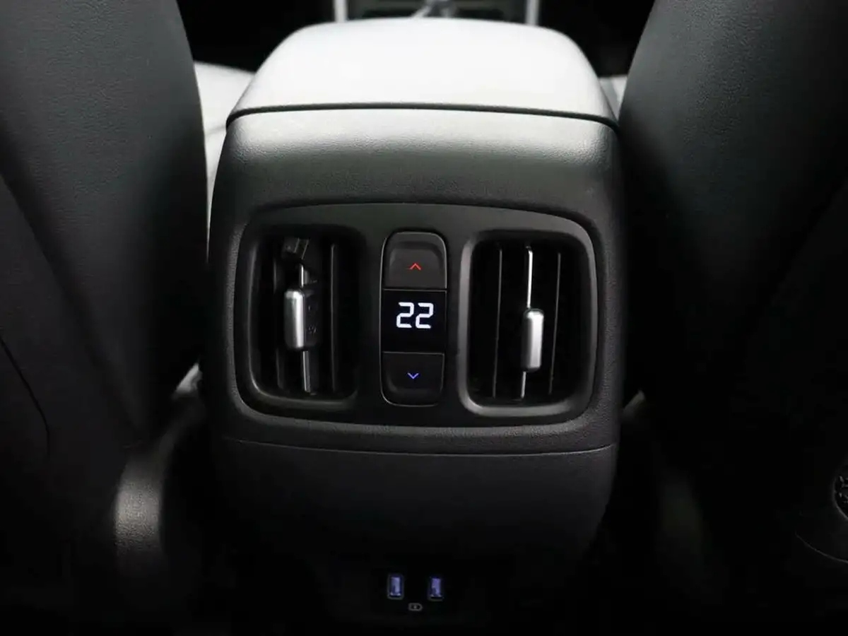 2022-hyundai-tucson-16-t-gdi-ultimate-150ps-big-33